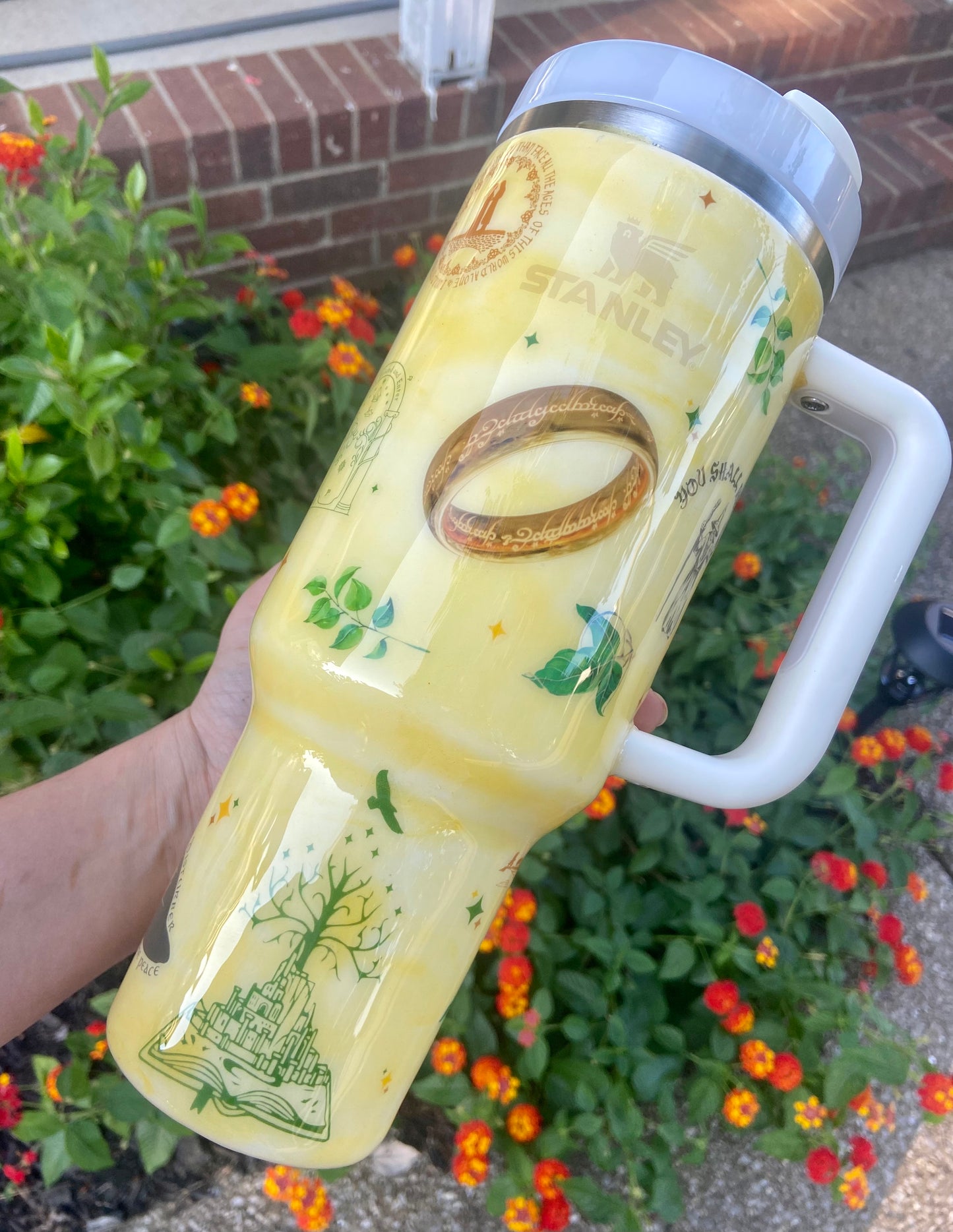 LOTR Shire tumbler